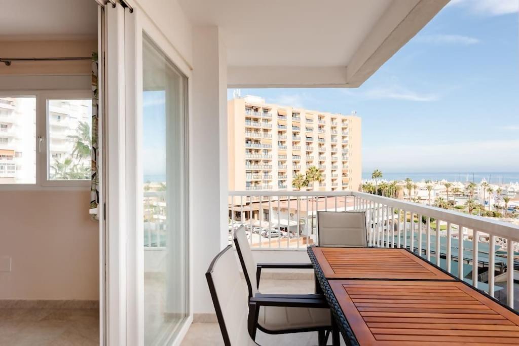 Amplio Con Vistas Al Mar Y Piscina En Benalmadena Appartement Buitenkant foto