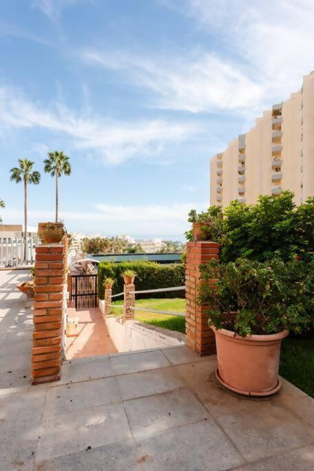 Amplio Con Vistas Al Mar Y Piscina En Benalmadena Appartement Buitenkant foto