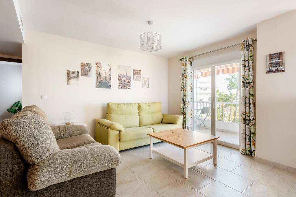 Amplio Con Vistas Al Mar Y Piscina En Benalmadena Appartement Buitenkant foto
