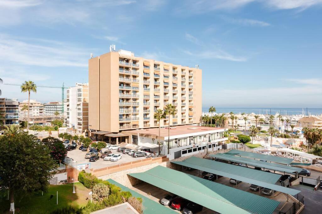 Amplio Con Vistas Al Mar Y Piscina En Benalmadena Appartement Buitenkant foto